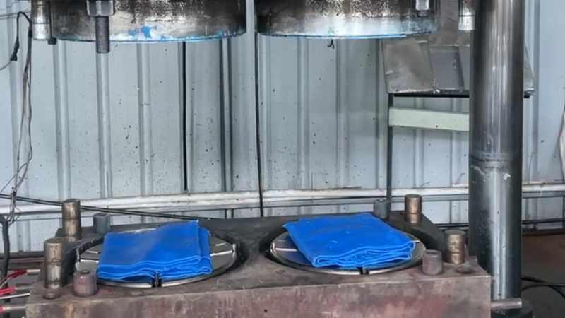 深圳薄壁注塑模具报价：解析成本构成要素